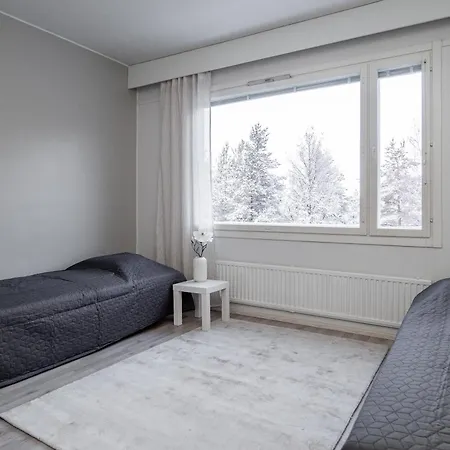 公寓 Moderni 2mh Huoneisto Lintulassa, Wifi *